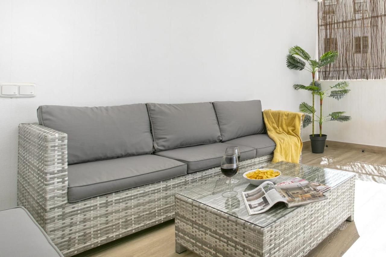 Precioso Apartamento Con Patio Malaga Zewnętrze zdjęcie