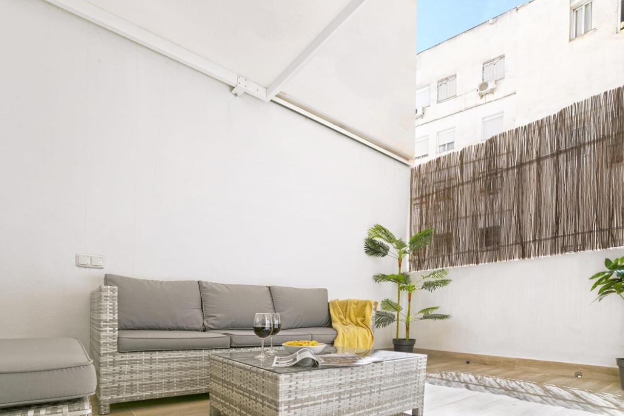 Precioso Apartamento Con Patio Malaga Zewnętrze zdjęcie